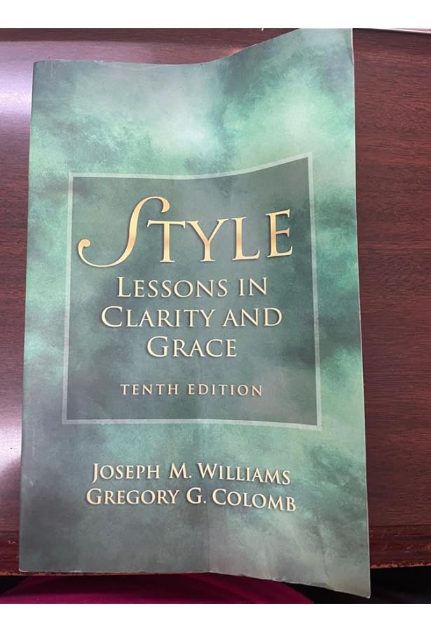 Amazon.com: Style: Lessons in Clarity and Grace (11th Edition