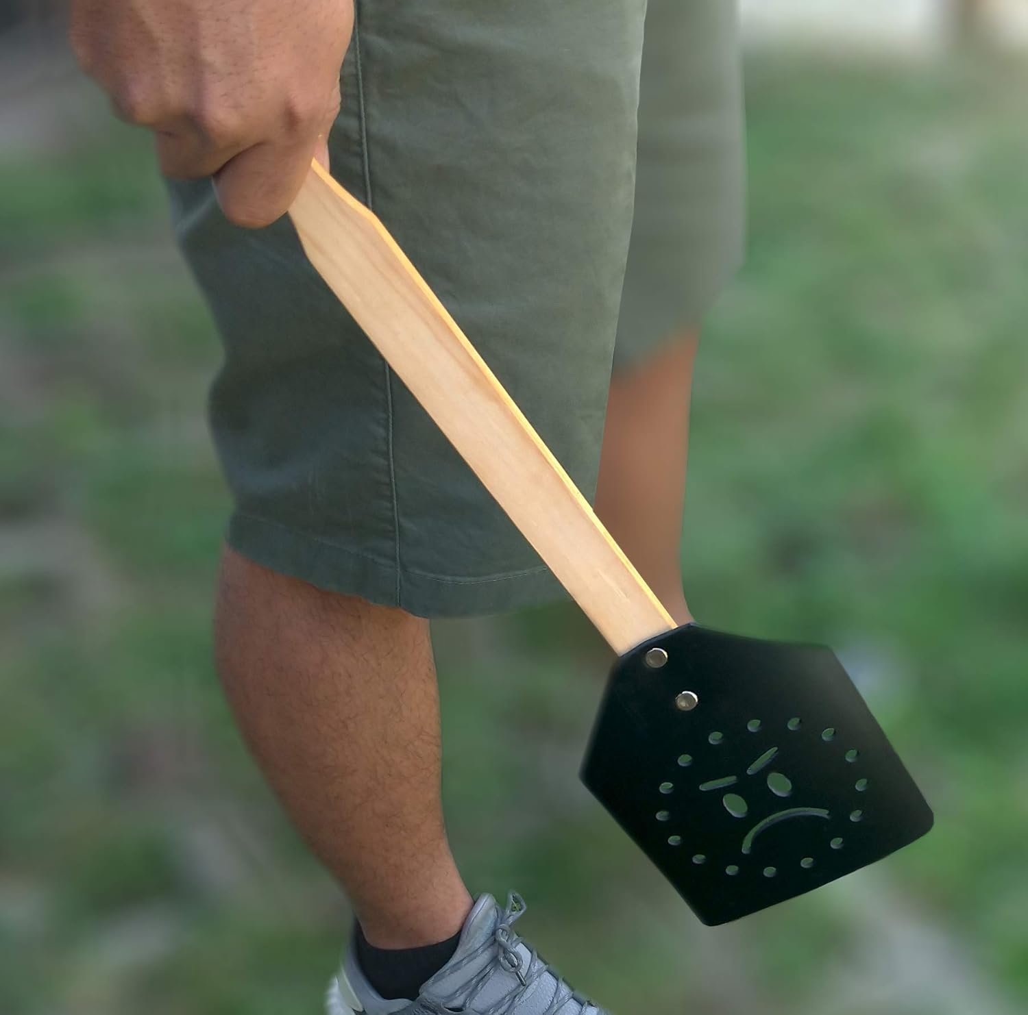 Nesha Design Components Heavy Duty Fly Swatter with Wooden Handle Fly