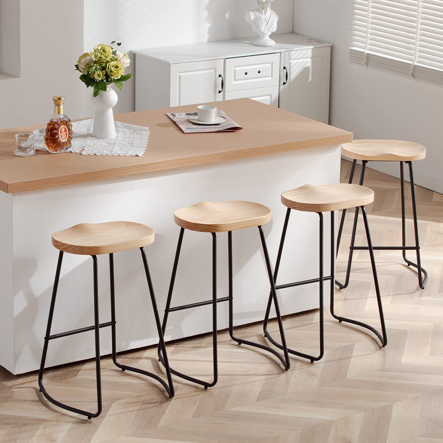 HeuGah Bar Stools Set of 4, Saddle Seat Bar Stools