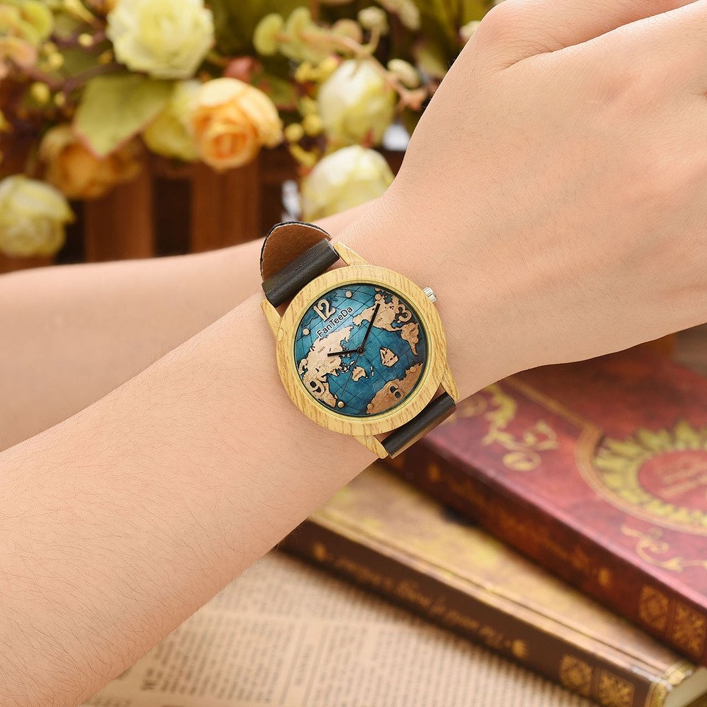 JSDDE Montre Femme Montre en Forme Bois Vintage Bracelet PU Cuir Noir(Carte du Monde)