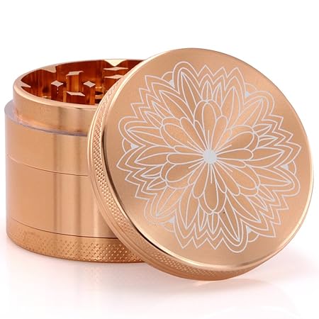 DCOU Premium Krautmühle mit Siebgrinder bruchfester Aluminium Tabak Mahler Crusher Gewürze Schleifer mit Blumen auf dem Decke
