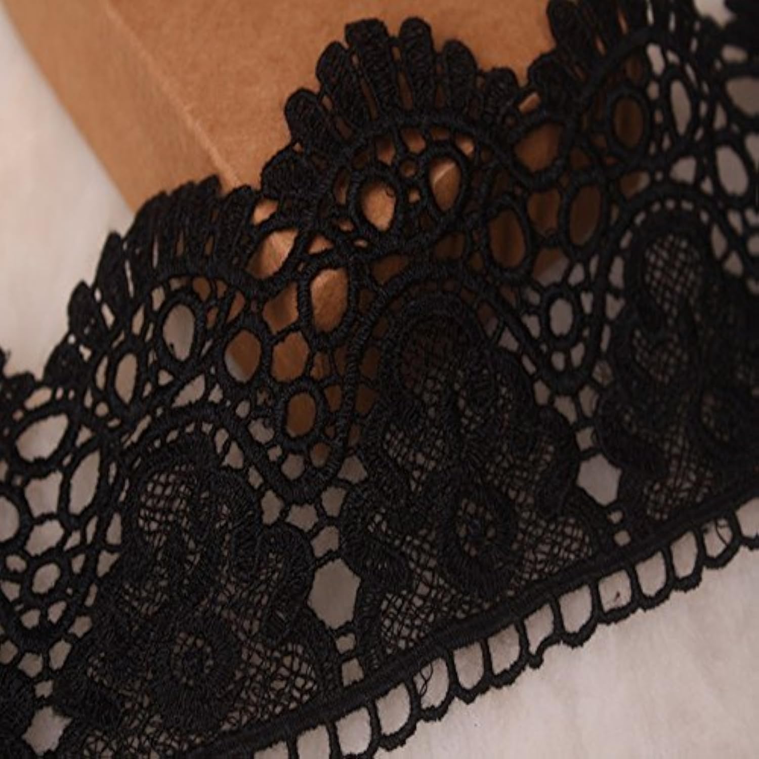 9CM Width Europe Crown Pattern Inelastic Embroidery Lace Trim,Curtain Tablecloth Slipcover Bridal DIY Clothing/Accessories.(4 Yards in one Package) (Black)