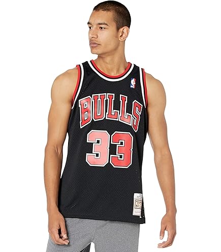 Amazon.com: Mitchell & Ness Chicago Bulls Scottie Pippen 33 Black