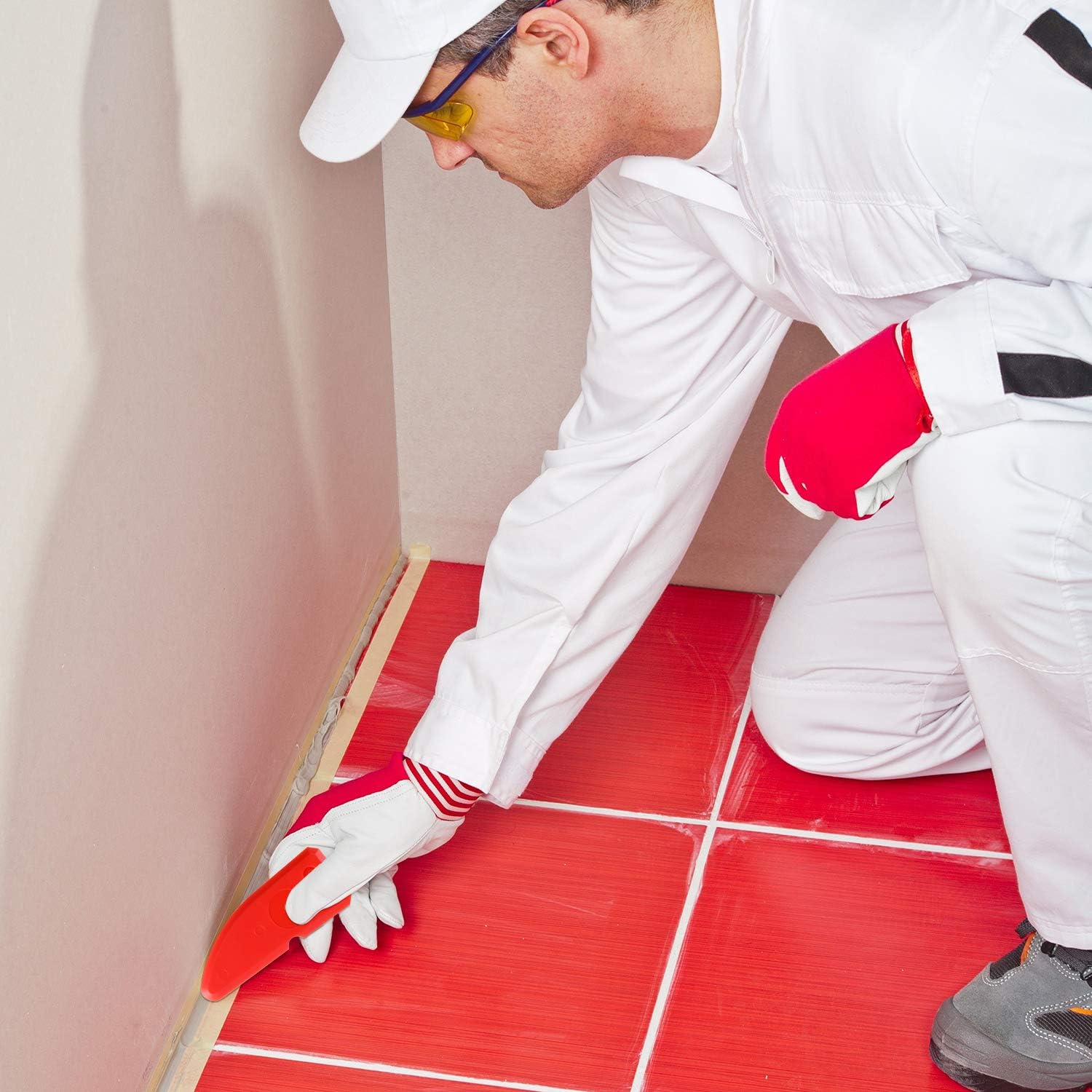 TUPARKA 5 Pieces Sealant Tool Caulking Kit Silicone Finishing Tools for