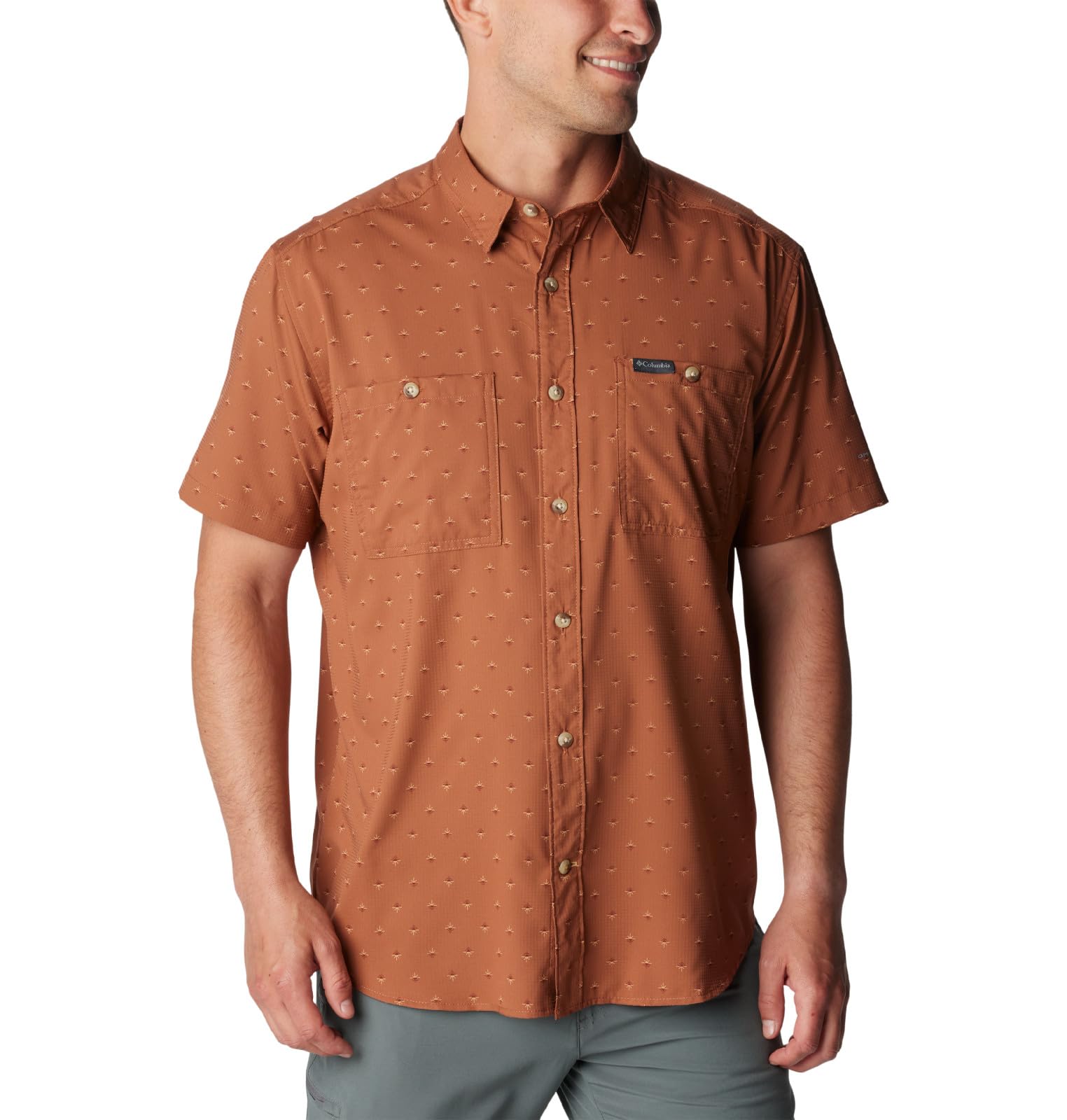 Columbia Men’s Utilizer Printed Woven Short Sleeve, Auburn Dawn Dot Multicolor, X-Small