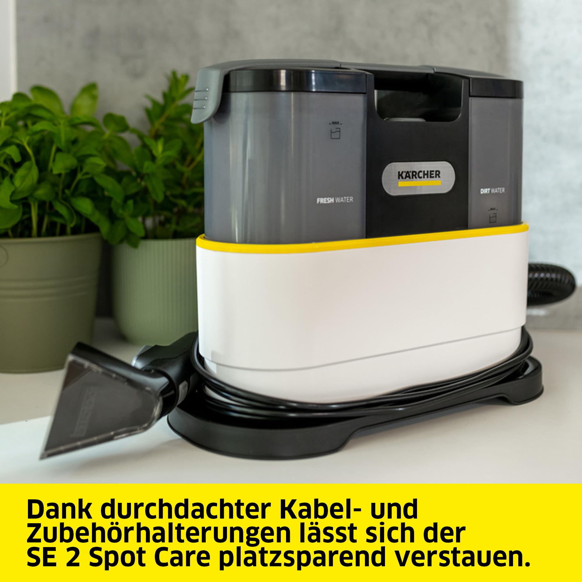 Kärcher Waschsauger SE 2 Spot Care, Aufnahmeleistung: 450 W, Frischwassertank: 1,5 l, Fläche: 2,89 m2, Gewicht: 4,2 kg, Sprühsaugschlauch, Waschpolsterdüse, Fleckendüse und Reiniger RM 519 7