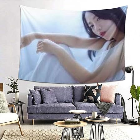 Amazon Co Jp タペストリーの装飾生田 梨花 ファッションポスター壁の装飾多機能家の装飾寝室部屋パーソナライズされたギフト 80x60cm Generic