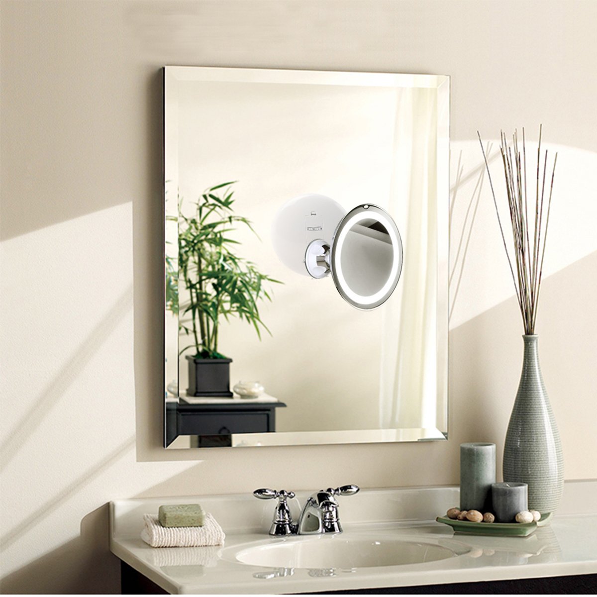 Miroir Grossissant Lumineux 30x Avec 3 Ventouses - Miroir De Maquillage Rechargeable LED 3 Couleurs - RISVOWO (Idéal Voyage)
