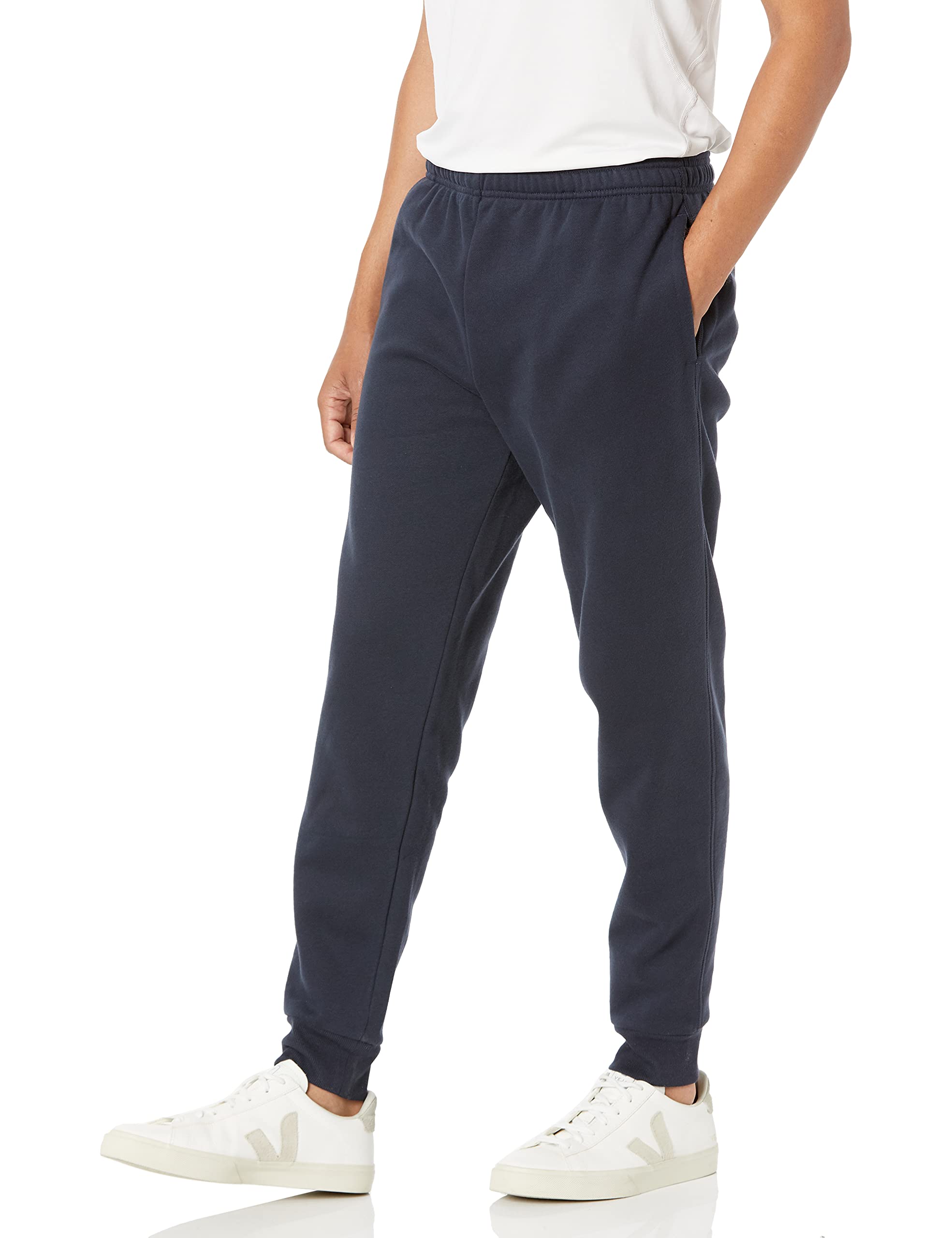 Amazon Essentials Men's Relaxed Joggers Sweatpants, Fleece, Comfortable Fit
