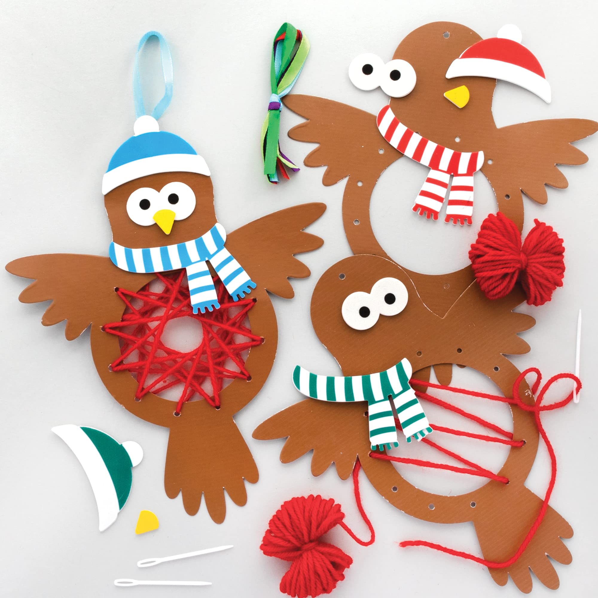 Baker Ross FE896 Christmas Robin Weaving Kits - Pack of 5, Introductory Sewing for Beginners, Make Your Own Bird Decoration, Ideal Kids Arts and Crafts Project