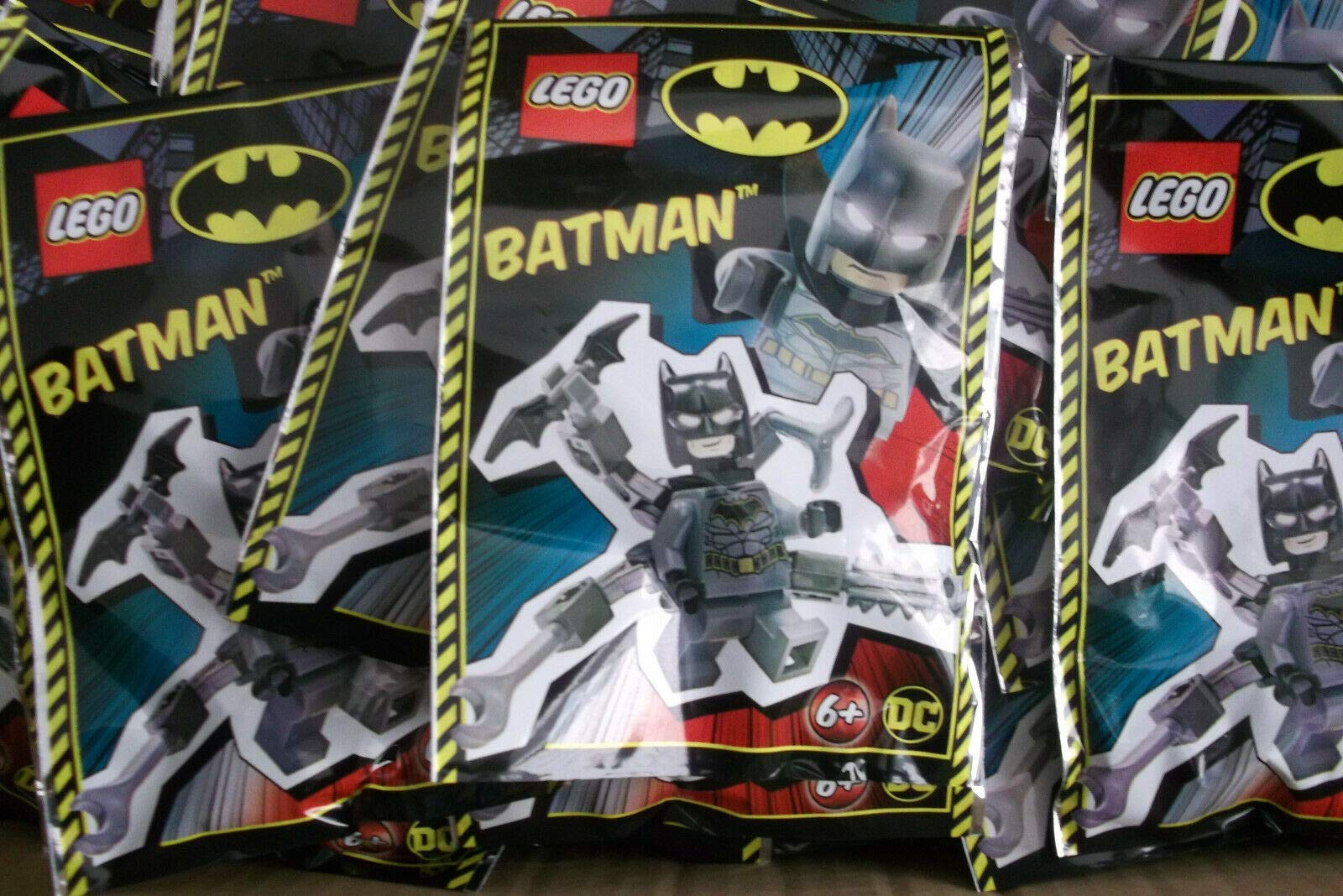 LEGO Batman Foil Packet 212010 Figure Sealed