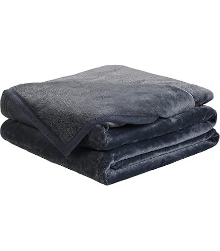 Amazon.com: Kate Spade Full/Queen Fleece Blanket - Navy : Home