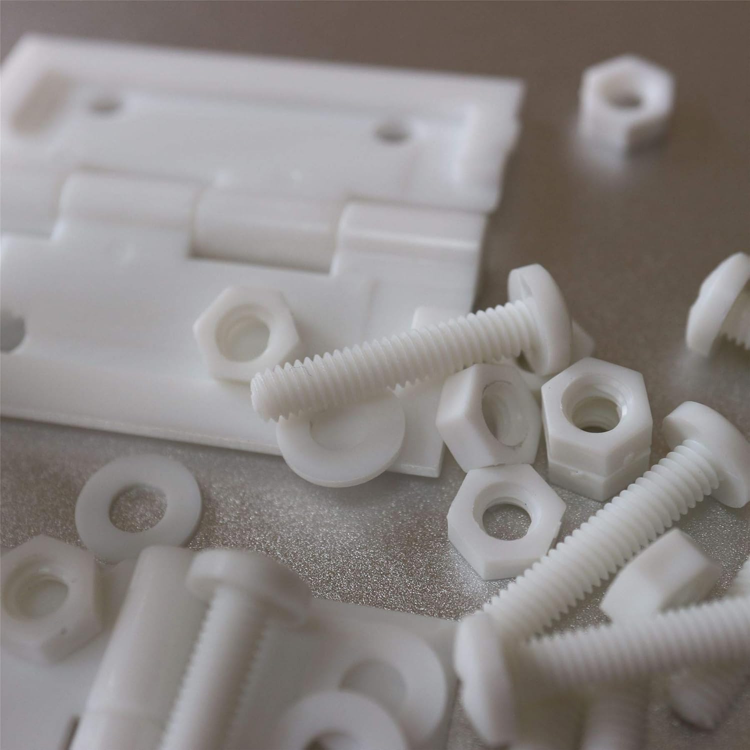 4 x Angled L Hinge Hinges Brackets, White Acrylic + 20x Bolts, Clear Right Angle Bracket, Corner, 45mm - Image 3