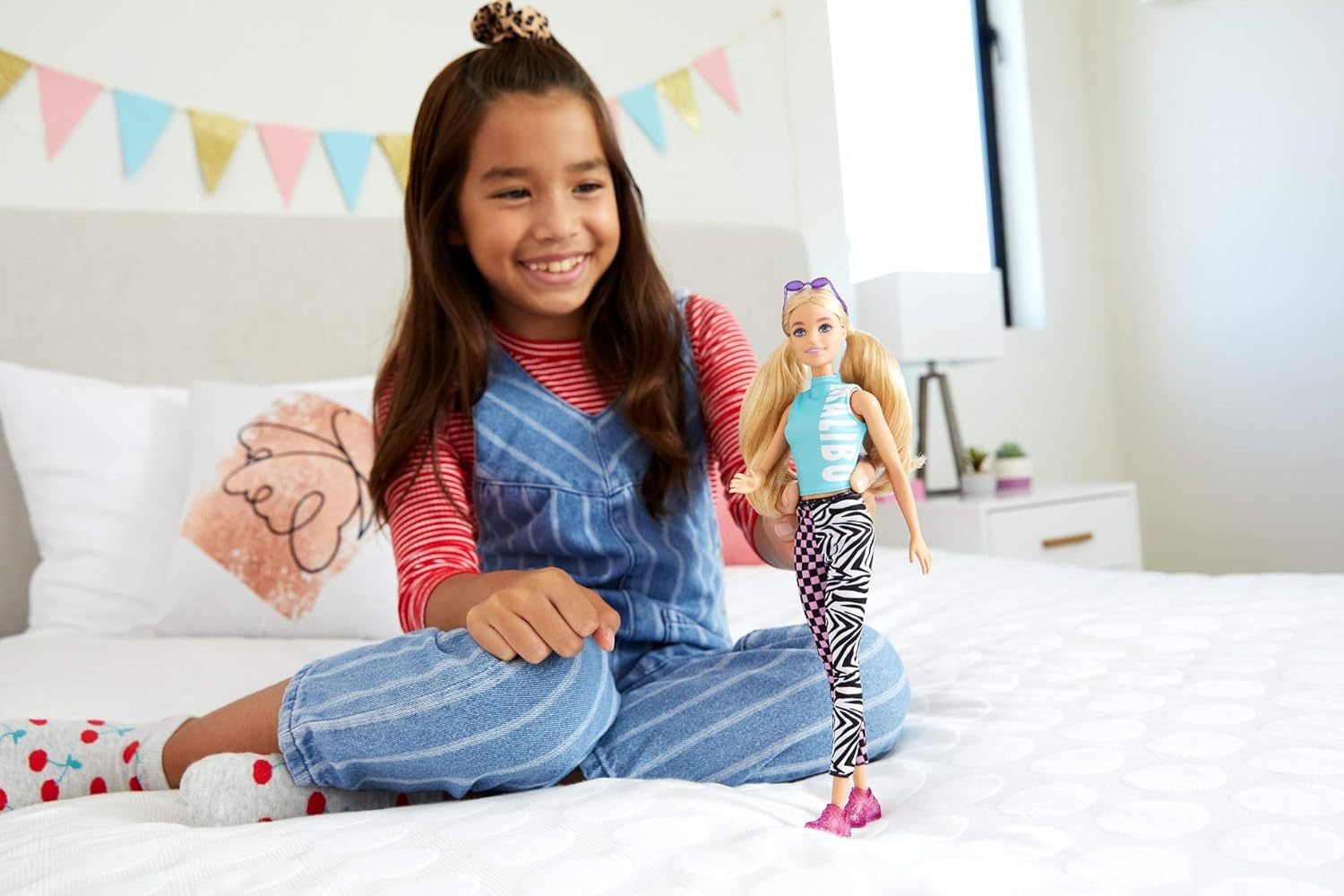 Barbie GRB50 Fashionista Doll-Malibu Top/Leggings, Multicolor, 12 inches - Image 3