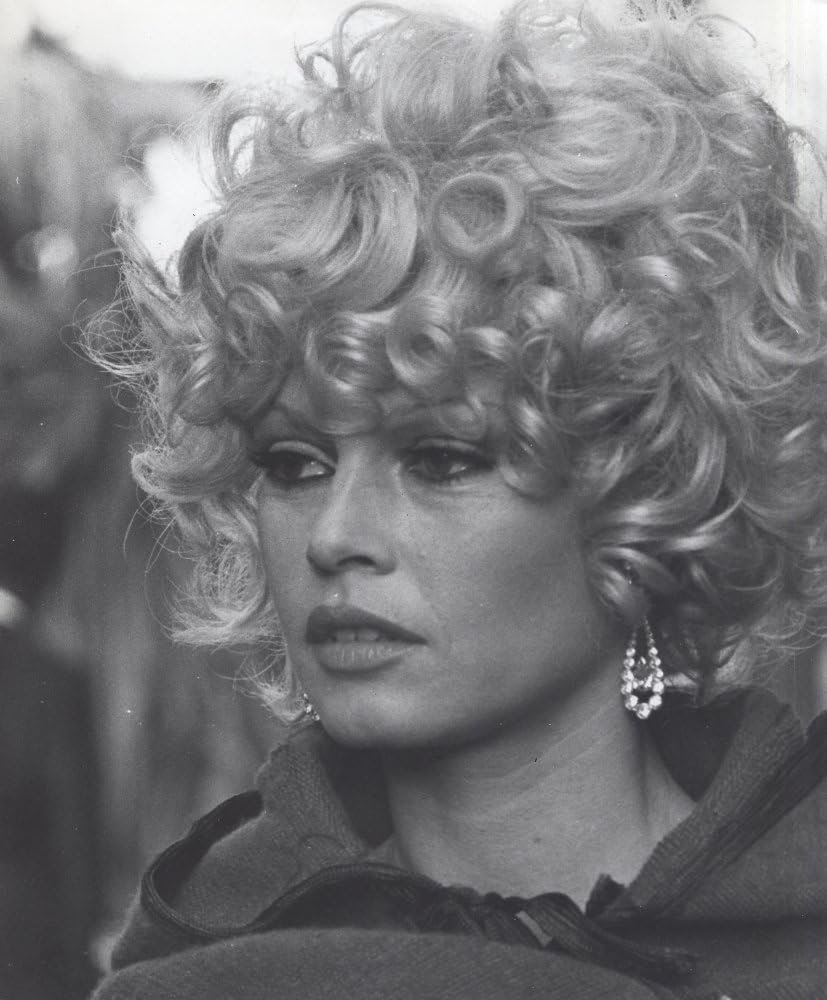 Amazon Com Brigitte Bardot With Curly Hair Photo Print 24 X 30