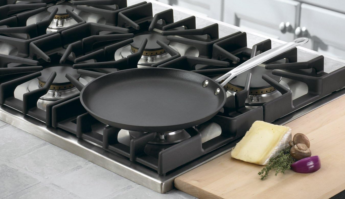 Cuisinart 623-24 Chef's Classic Nonstick Hard-Anodized 10-Inch Crepe Pan, Black: Kitchen & Dining