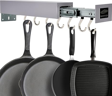 Amazon Co Jp Soyo 調節可能なポットラック フライパン ユーティリティオーガナイザー 7フック 鍋やフライパンを吊るす パントリーの整理と収納に グレー ホーム キッチン