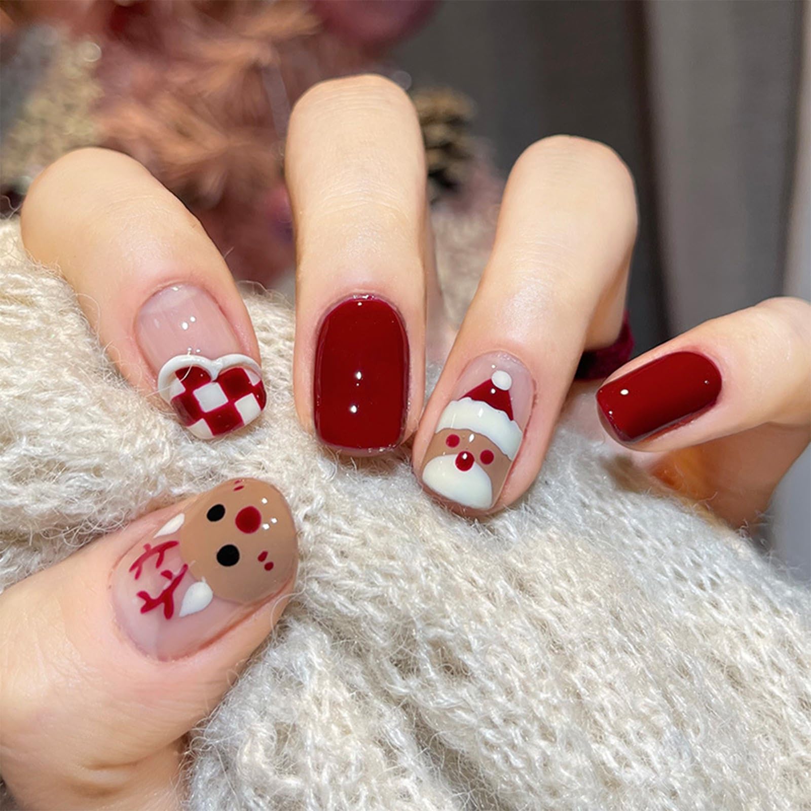 24PCS Christmas Press on Nails Xmas Short Fake Nails Cute Fingernails with Elk And Checkerboard Pattern Design Glossy False Nails Full Cover Acrylic Nails for Women or Girls