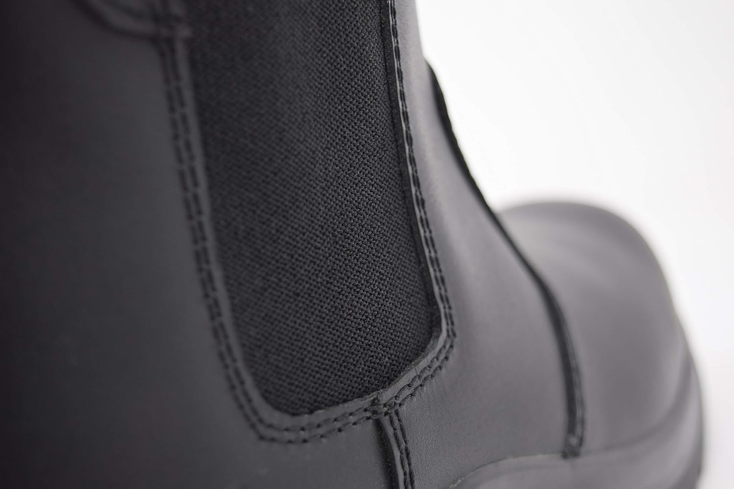 V12 Colt STS, Comfort Fit Safety Dealer Boot, Size 09, Black, 9 UK - Image 3