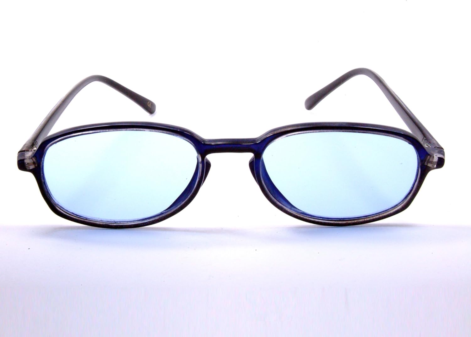 RETRO PURPLE FRAME BLUE LENS SUNGLASSES Amazon.co.uk Clothing