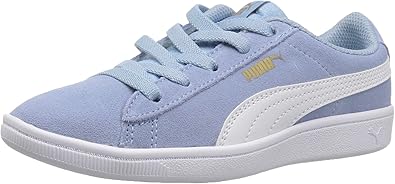 puma vikky vs classic