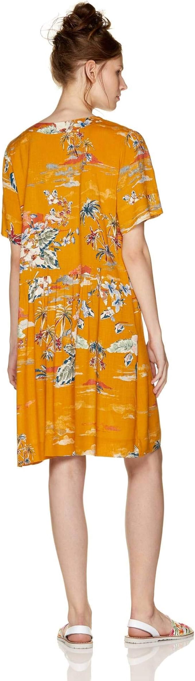 Amazon Co Jp ユナイテッドカラーズオブ ベネトン ワンピース ドレス トロピカル柄vネックワンピース レディース オレンジ M 国内l相当 服 ファッション小物