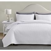 Maple&amp;Stone White Quilt Set King Size, Lightweight Bedspread | Breathable Coverlet with Chevron Pattern, All-Season Dorm Bed Cover Set Bedding Decor 3 Piece