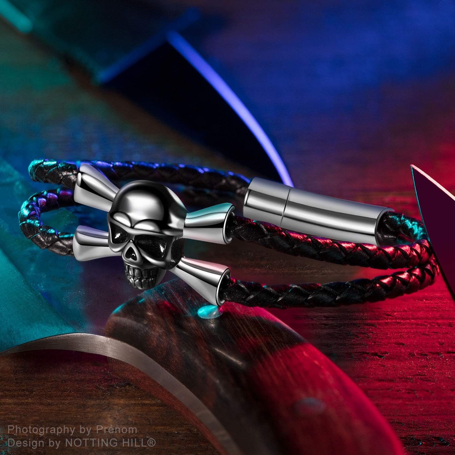 Notting Hill Dark Knight Herren Lederarmband klassisches geflochtenes Armband Schwarz /& Silber Manschette Armband Schmuck Geschenkbox Easy Magnetverschluss