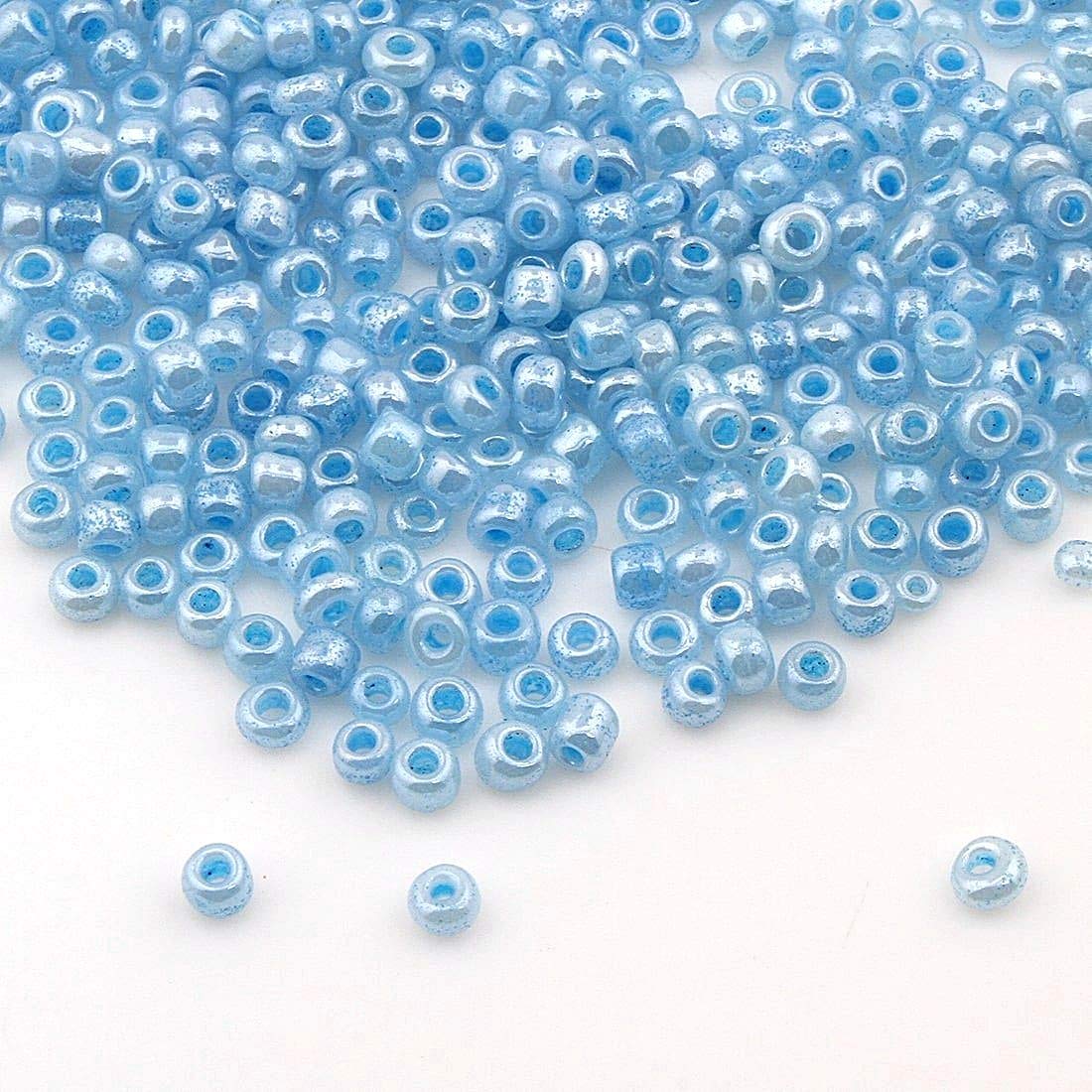 Pack of 3300 Glass Seed Beads 3 mm Ceylon, 7 Colours, 8/0, Pony Beads, Ceylon Lustred, Silky Seed Beads (Blue)