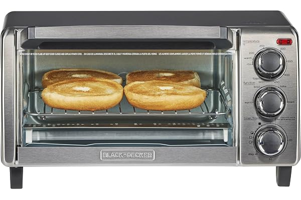 Black and Decker TO1313SBD 4-Slice Toaster Oven