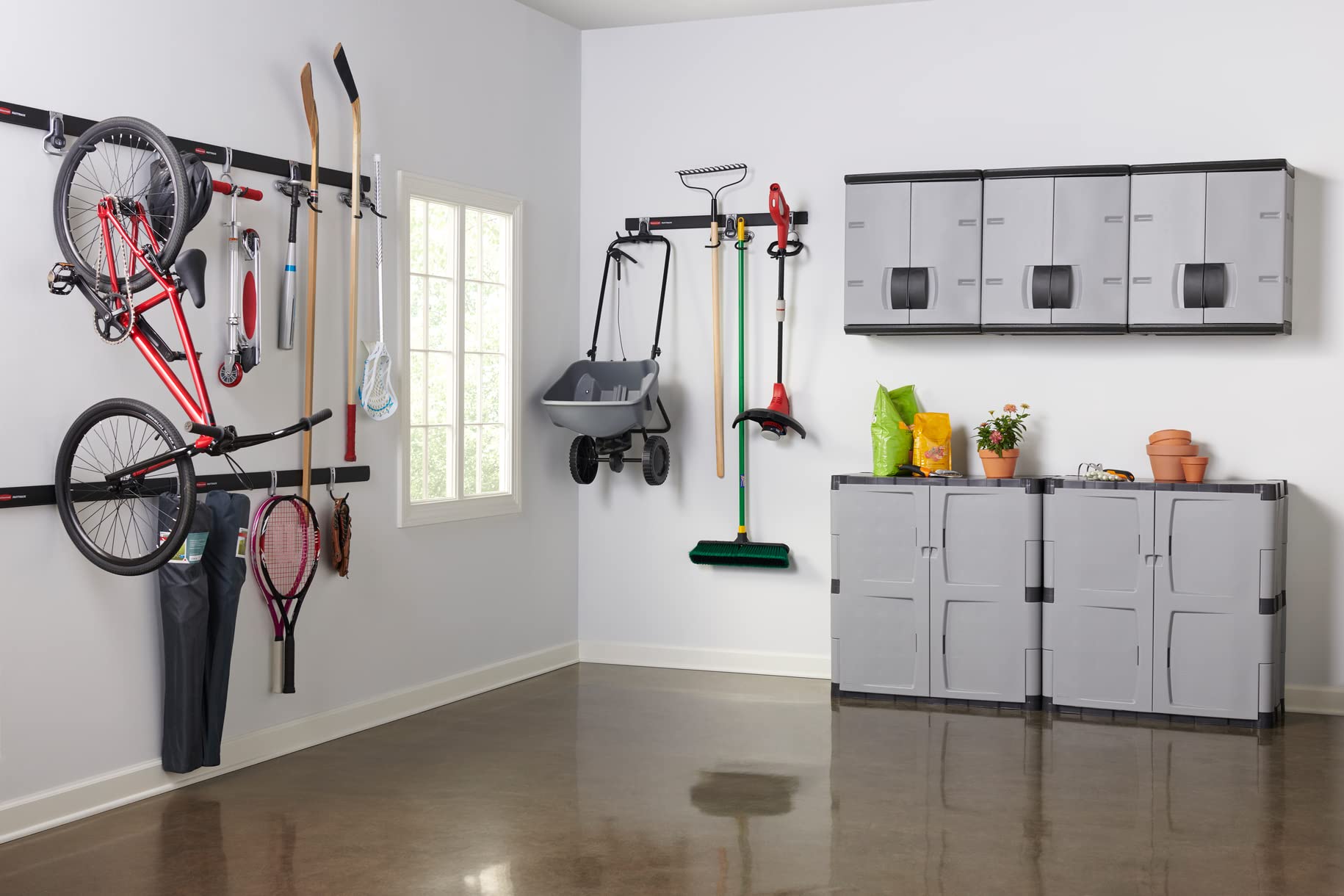 Rubbermaid Freestanding Storage Cabinet with Doors 18