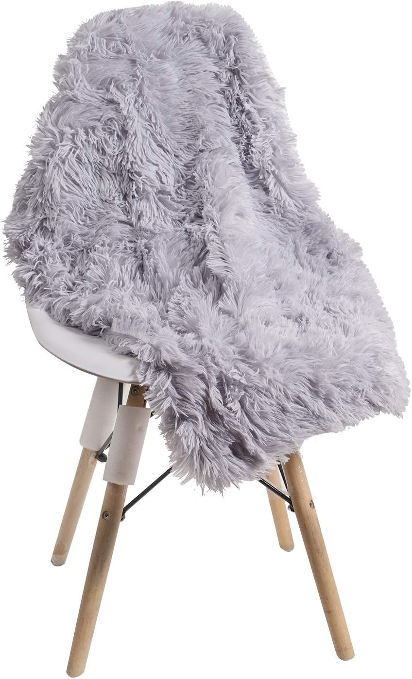 Luciphia Puppy Dog Blankets,Faux Fur Pet Blanket Soft Flannel Throw for Cats Rabbits Light Grey Small: Home & Kitchen