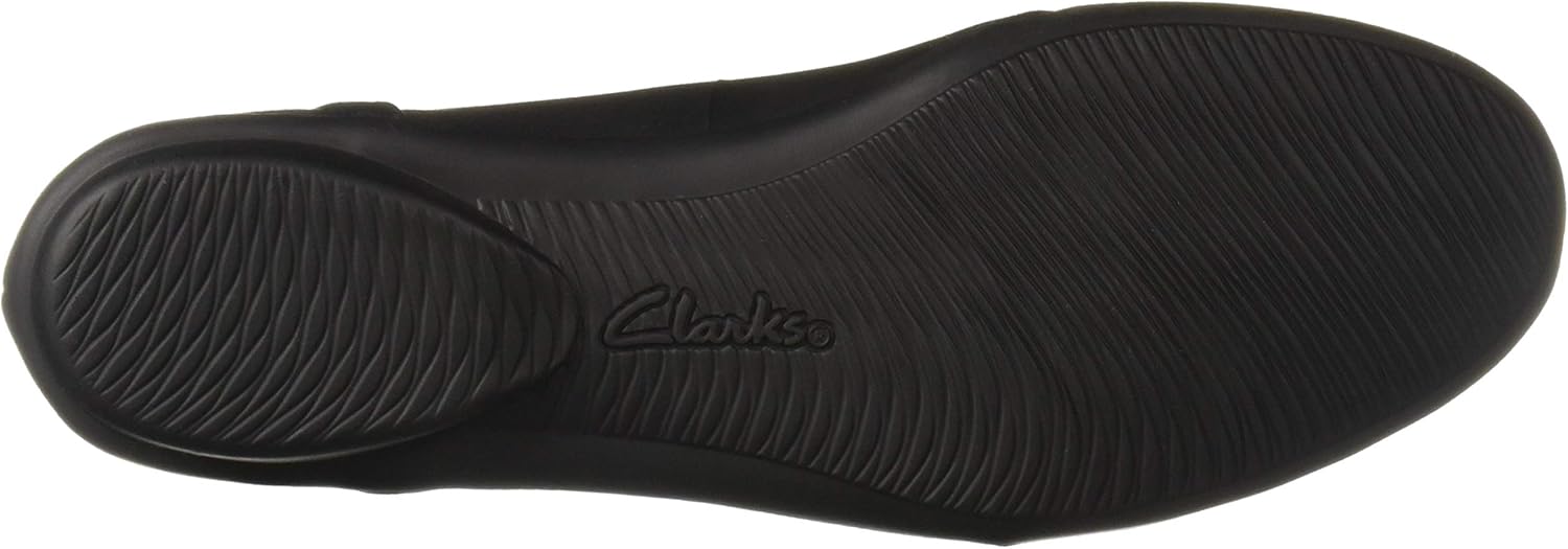 clarks women's gracelin maze loafer flat