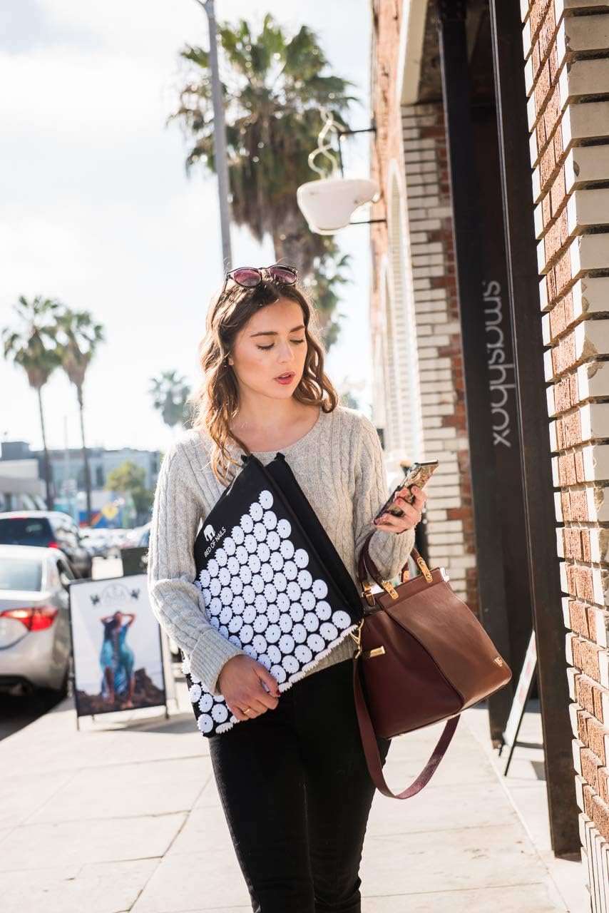 Bed of Nails Original Acupressure Mat for Back/Body Pain Treatment, Relaxation and Mindfulness, Black: Health & Personal Care