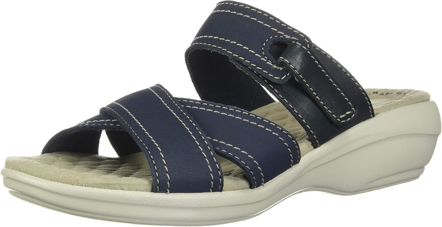 clarks womens flat sandals