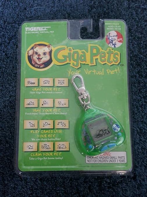 Amazon.com: Giga Pets Bitty Kitty Electronic Pet Cat By Tiger