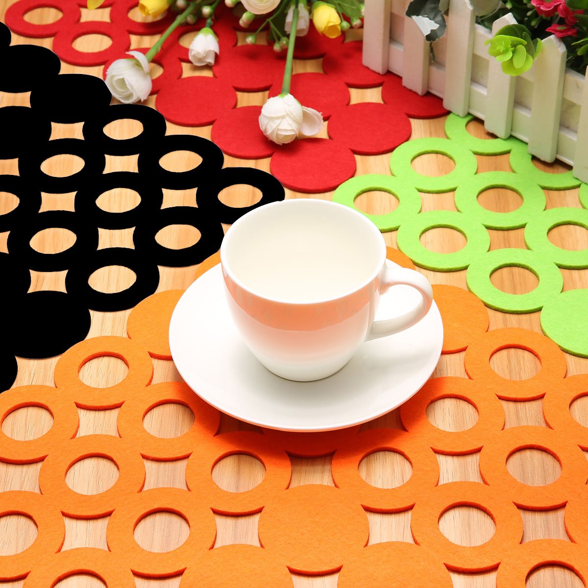 Jeteven 4 Pcs Hollow Placemat Table Cup Mats Non-woven Place Mats Dining Table Coffee Table Multicolor