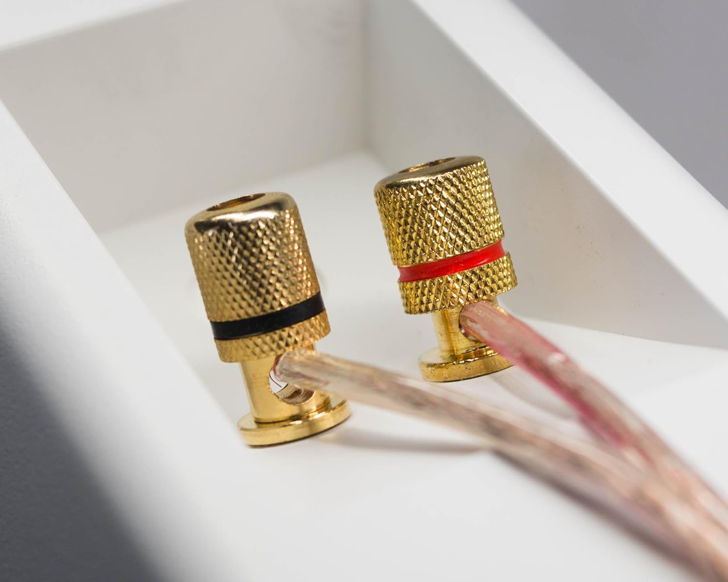 Dual Electronics LU53PB 3-Way High Performance Outdoor Indoor Speakers with Powerful Bass | Effortless Mounting Swivel Brackets | All Weather Resistance | Expansive Stereo Sound Coverage | Sold in Pairs: Home Audio & Theater