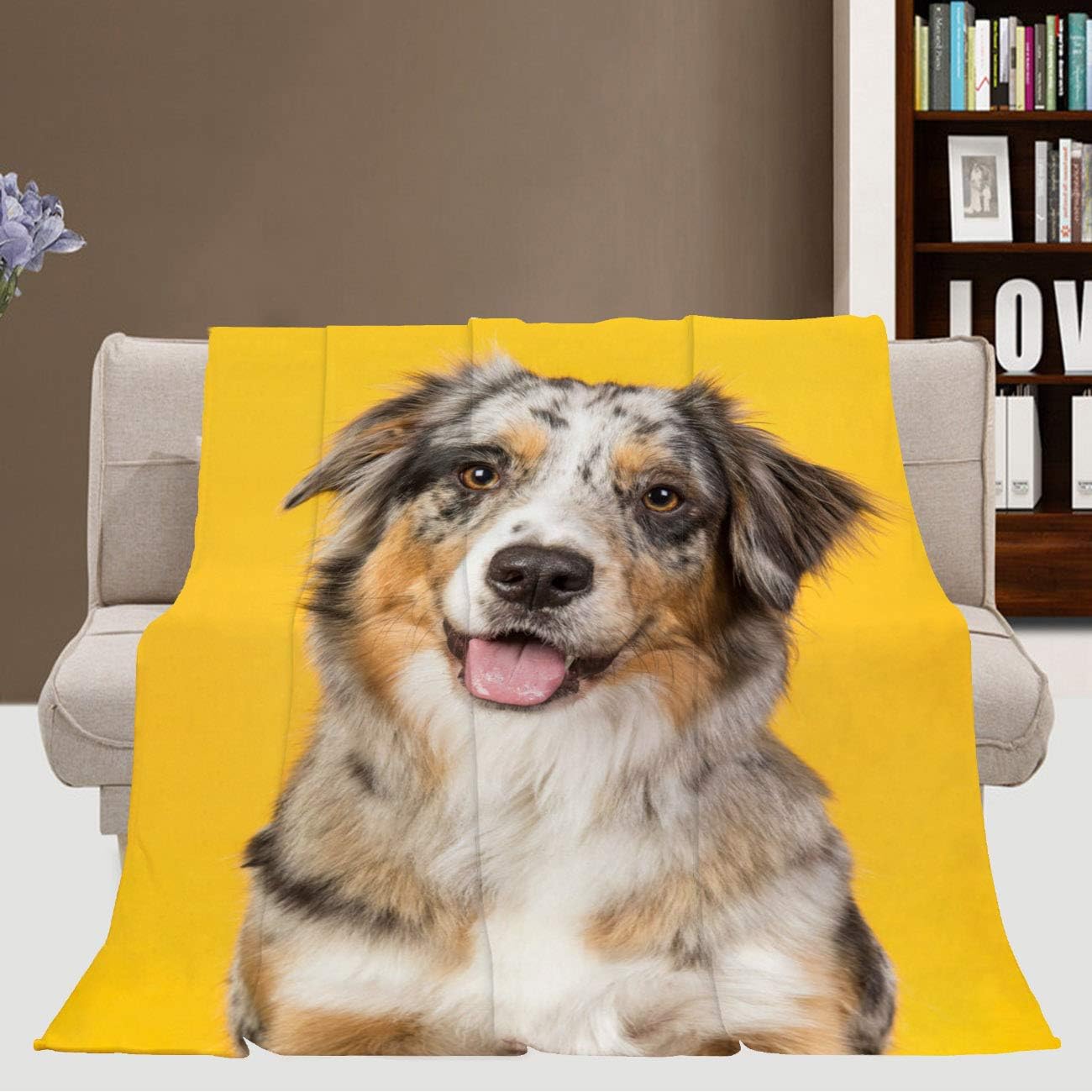 Lovely Pet Warm Bed Versatile Blanket，Blanket,Portrait of A