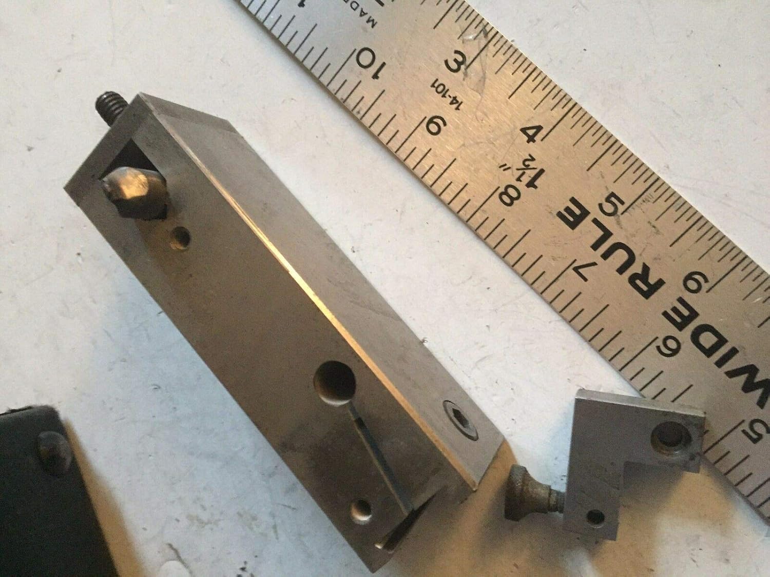 USED J & S THE TOOL MASTER,J & S TOOL Angle AND Radius Dresser with