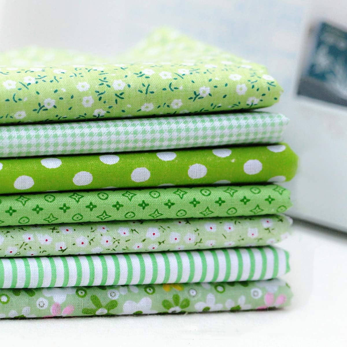 7pcs/Set 25x25cm Mixed Cotton Fabric DIY Printed Cloth Sewing Quilting Fabrics for Patchwork Needlework Handmade Accessories (Green)
