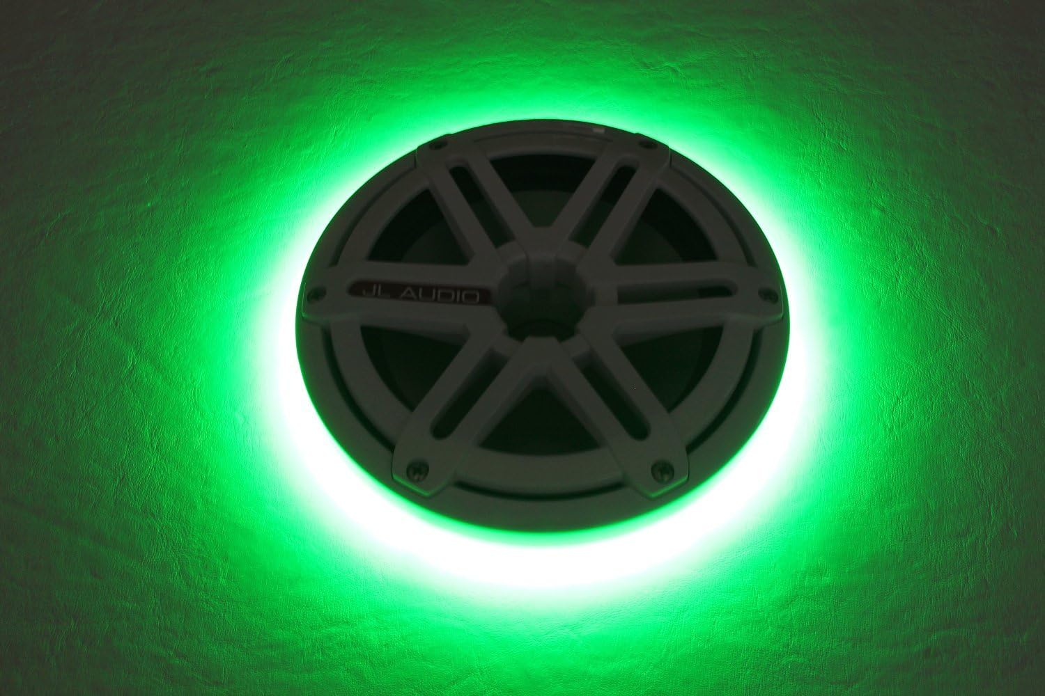 kingpin tower speakers