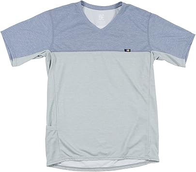 Amazon Co Jp Vネック Tシャツ スポーツ アウトドア