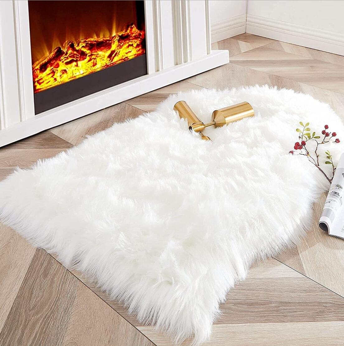 JXLOULAN Fluffy Sheepskin White Rug 75 x 120 cm Faux Fur Area Rugs for Bedroom Decor Rugs Living Room Chair Sofa