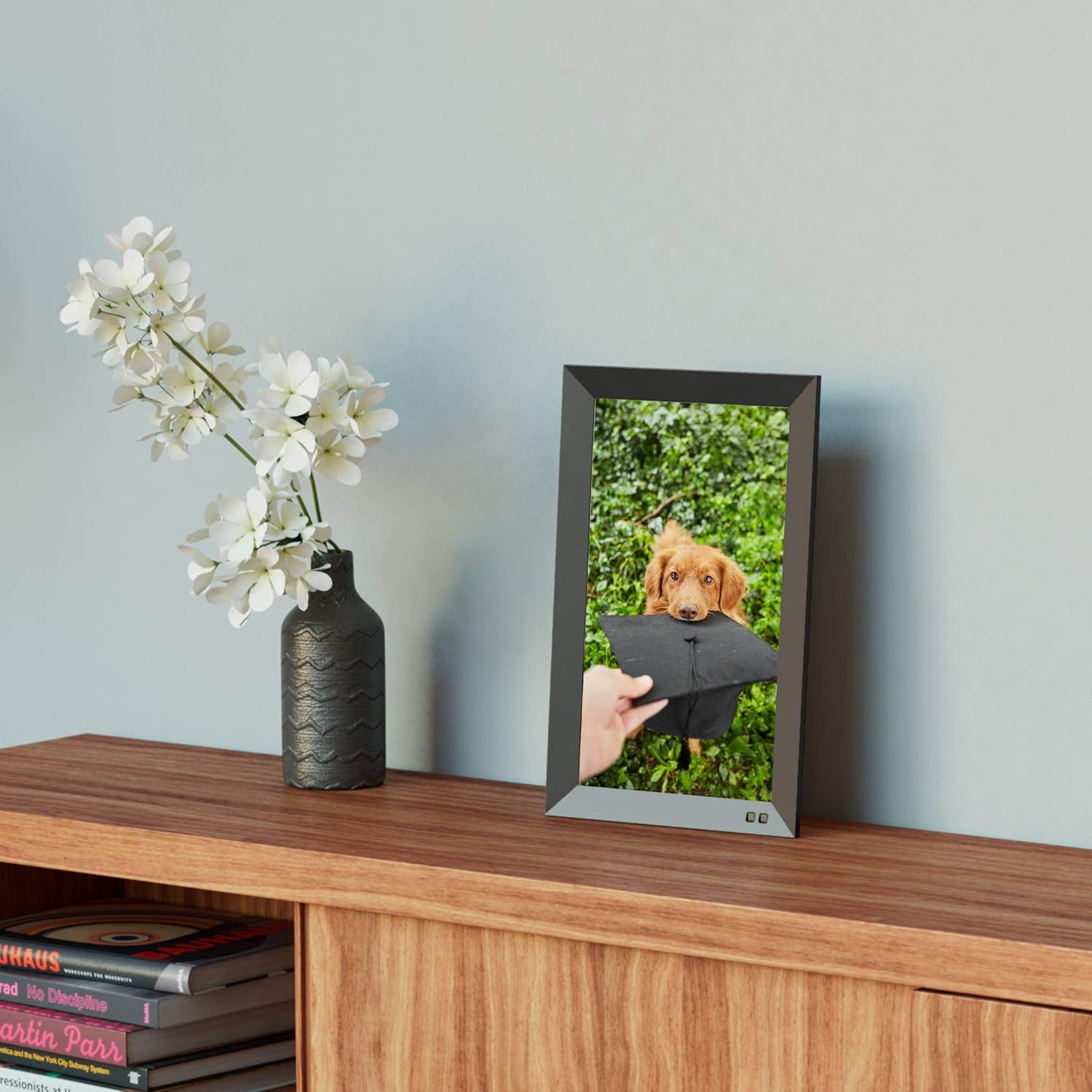 Nixplay Smart Digital Picture Frame 15.6 Inch, Share Moments Instantly via App or E-Mail : Electronics