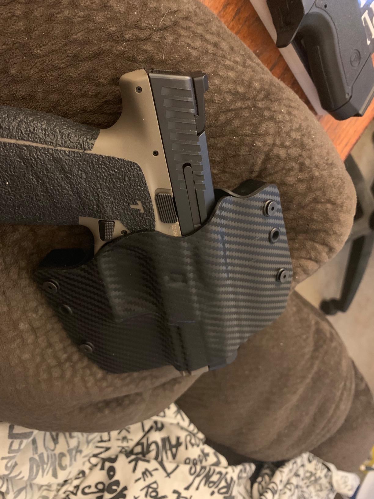 OWB Carbon Fiber Black Outlaw Holsters