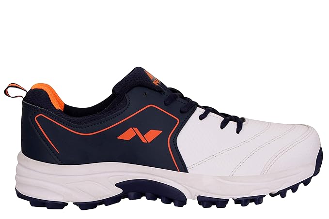 nivia marsh cricket shoes
