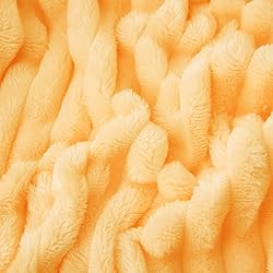 Linecooo Light Yellow Fleece Throw Blanket