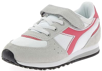 scarpe diadora con strappo