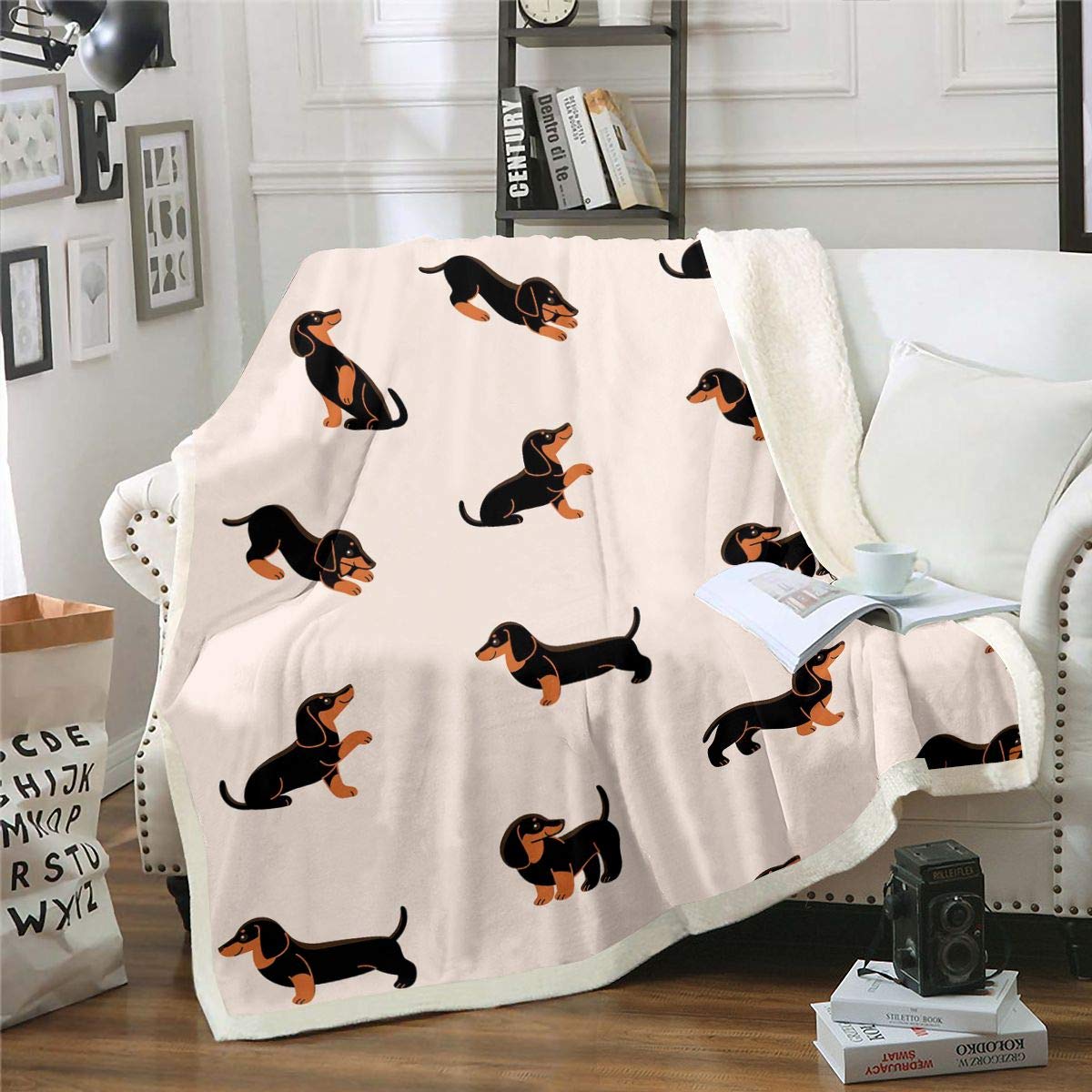 Loussiesd Cartoon Dog Throw Blanket Dachshund Fleece Sherpa Fuzzy Throw Blanket Kids Toddler Boys Cute Puppy Plush Blankets and Throws Sausage Weiner Dog for Bed Home Travel Beige Single 50x60 Inch — image 1